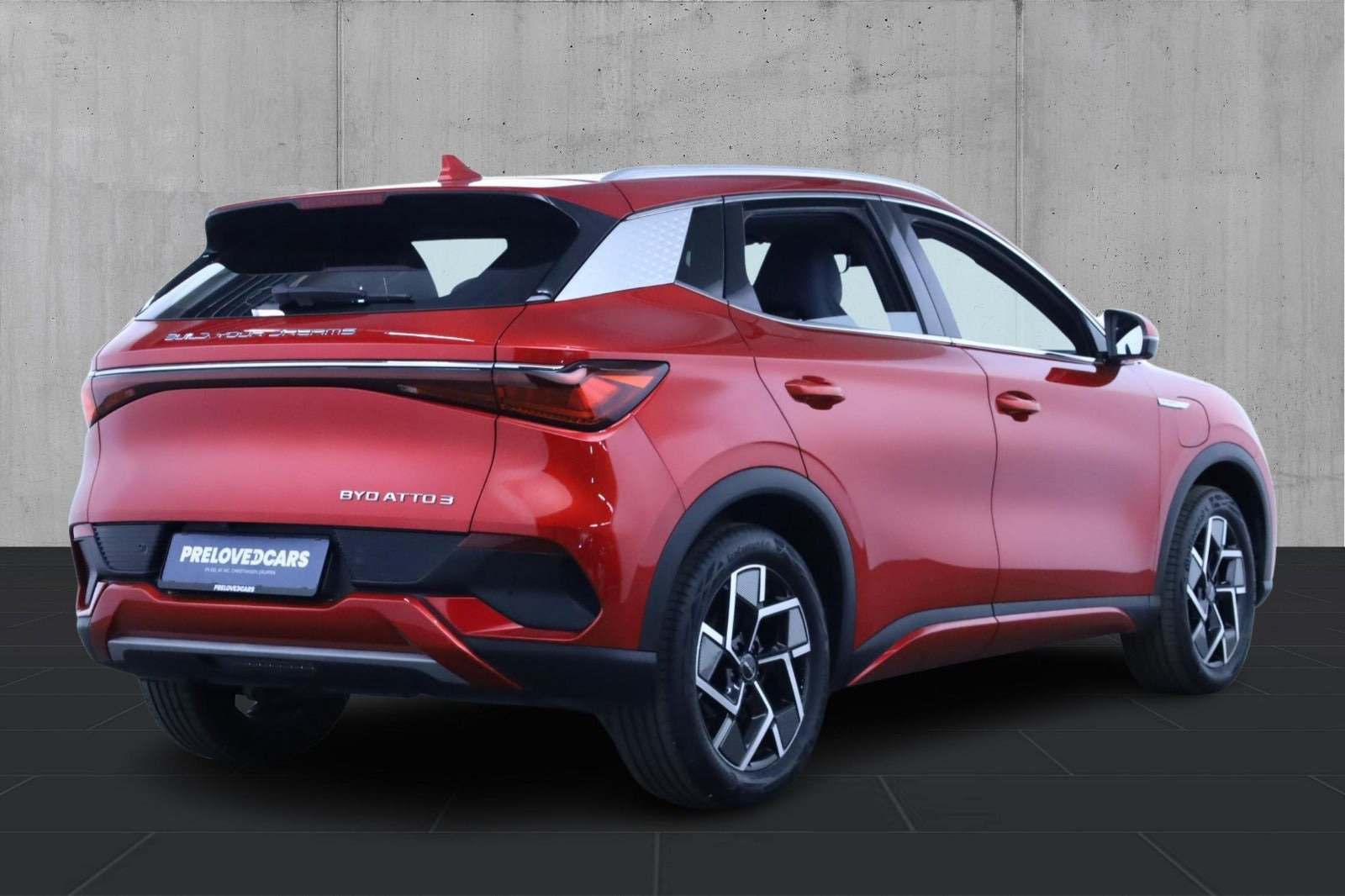Rød BYD Atto 3 fra 2023