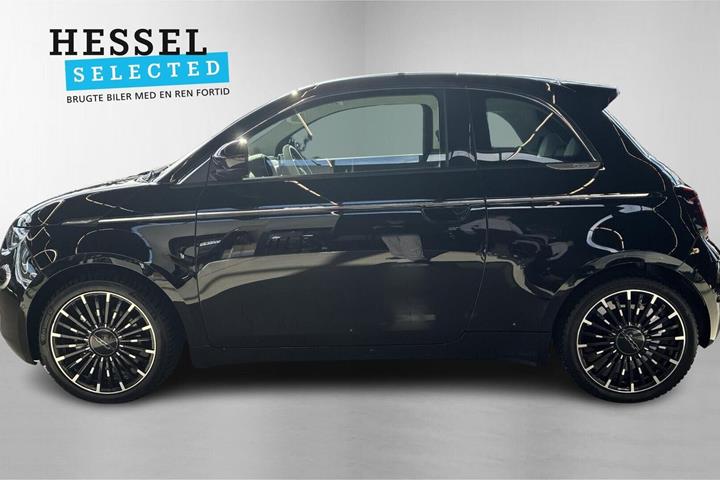 Sort Fiat 500e fra 2023