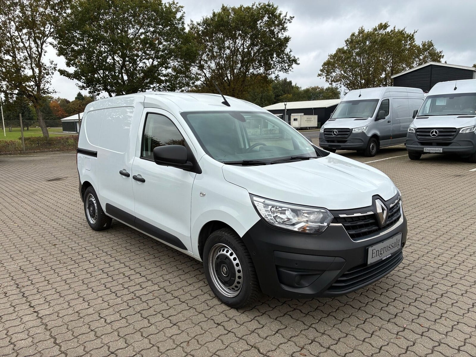 Hvid Renault Express fra 2021