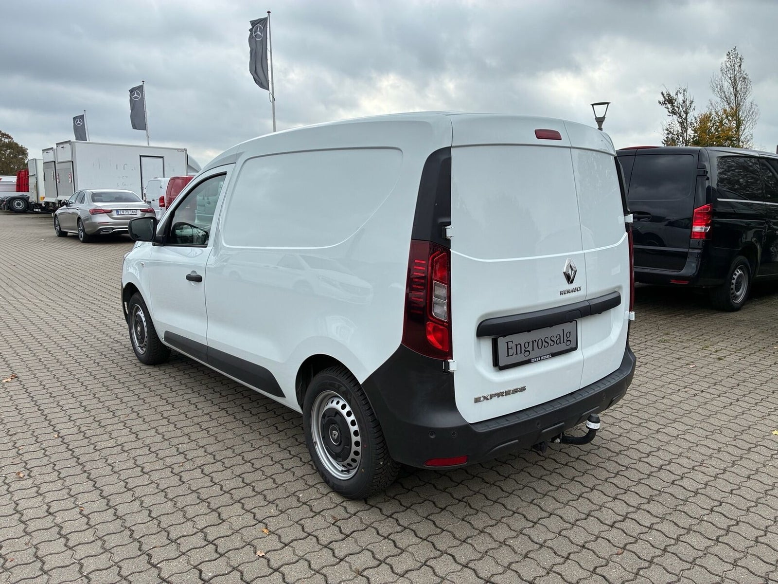 Hvid Renault Express fra 2021