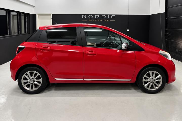 undefined Toyota Yaris fra 2014
