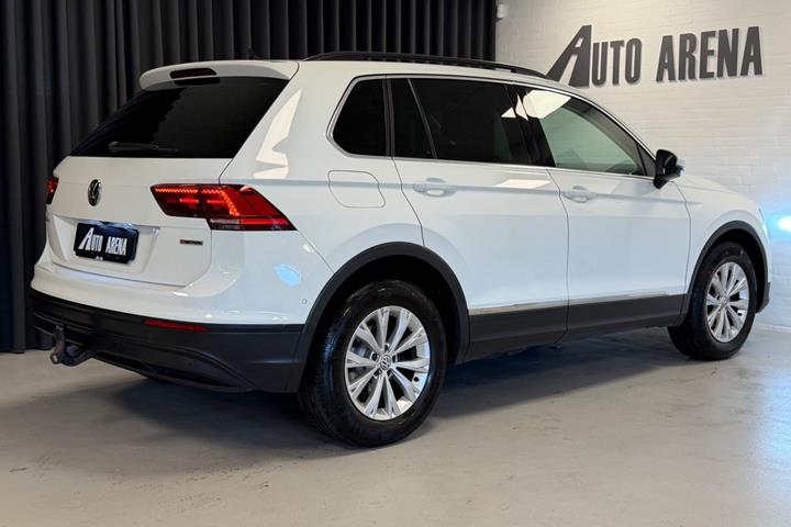 Hvid VW Tiguan fra 2018