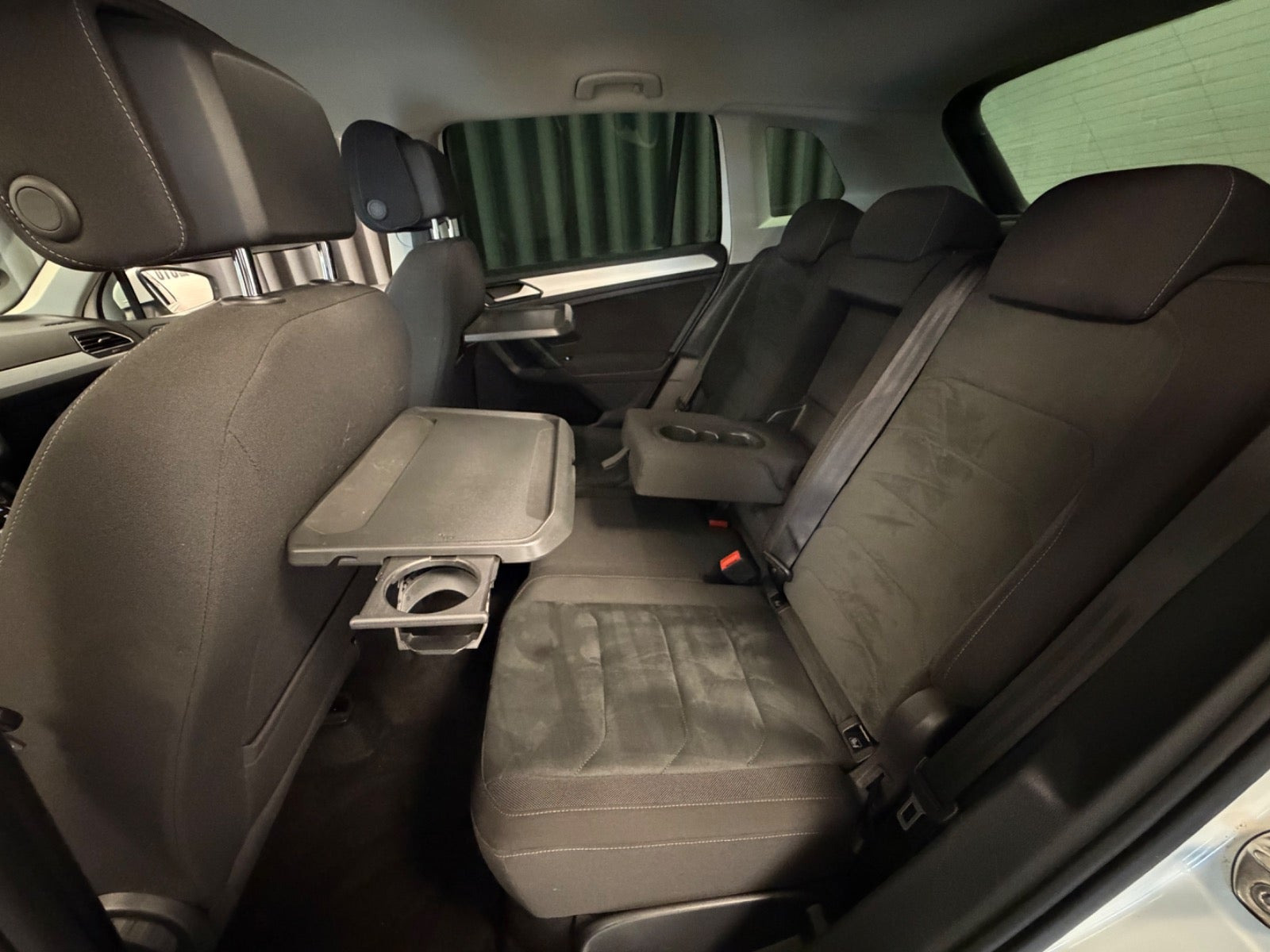 Hvid VW Tiguan fra 2018