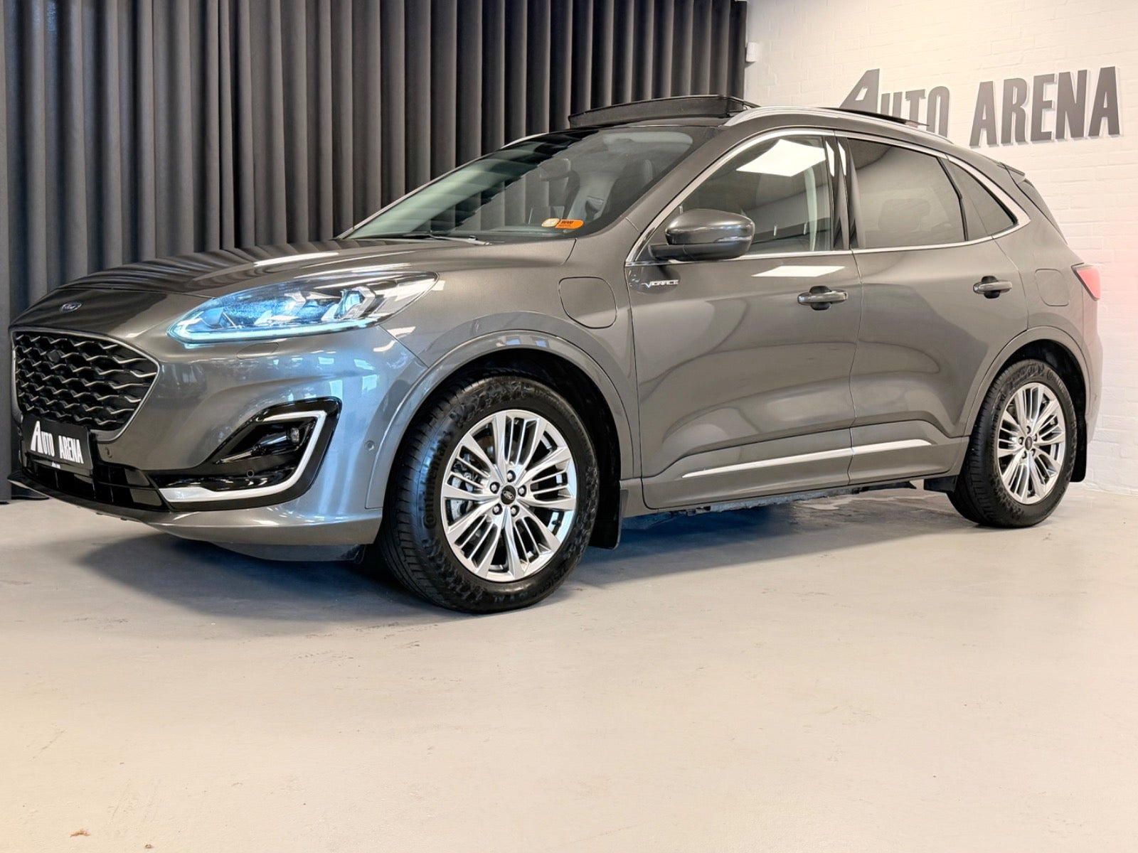 Ford Kuga 2,5 PHEV Vignale CVT