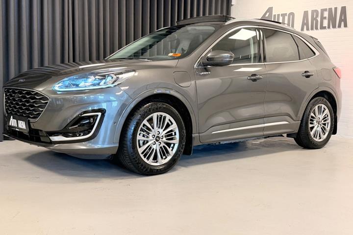 Grå Ford Kuga fra 2020