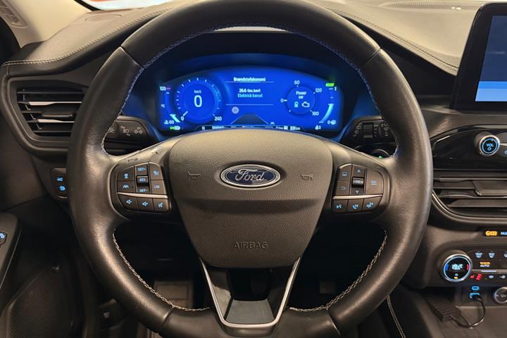 Grå Ford Kuga fra 2020
