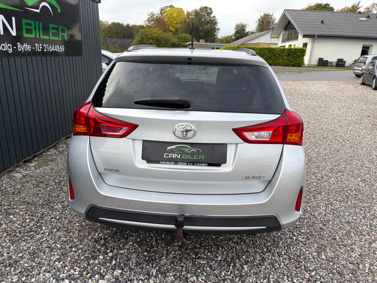 Sølv Toyota Auris fra 2015
