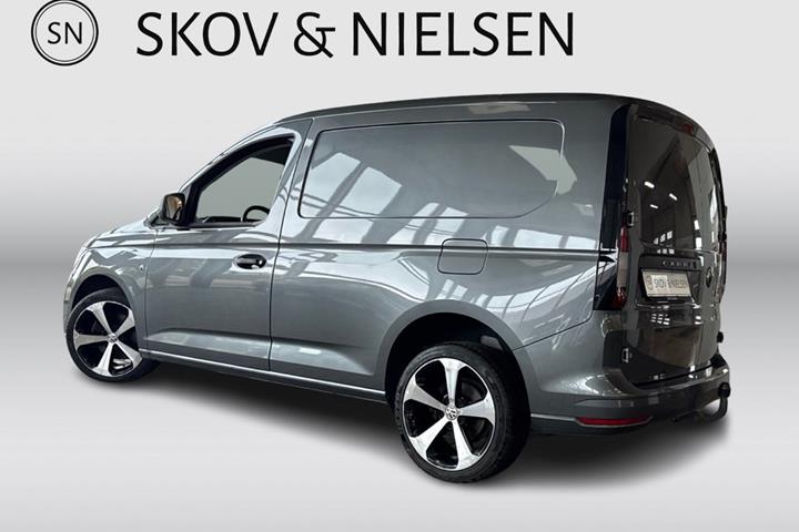 Grå VW Caddy fra 2021