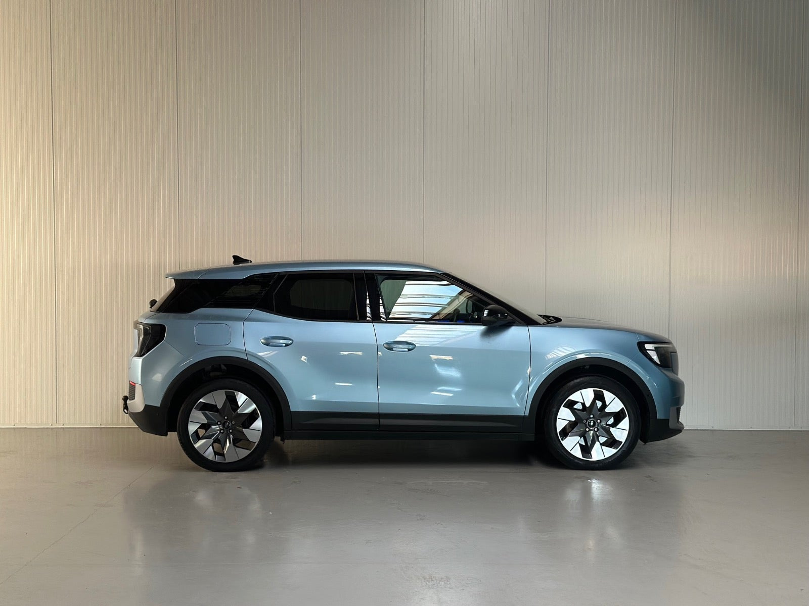 Blå Ford Explorer fra 2025