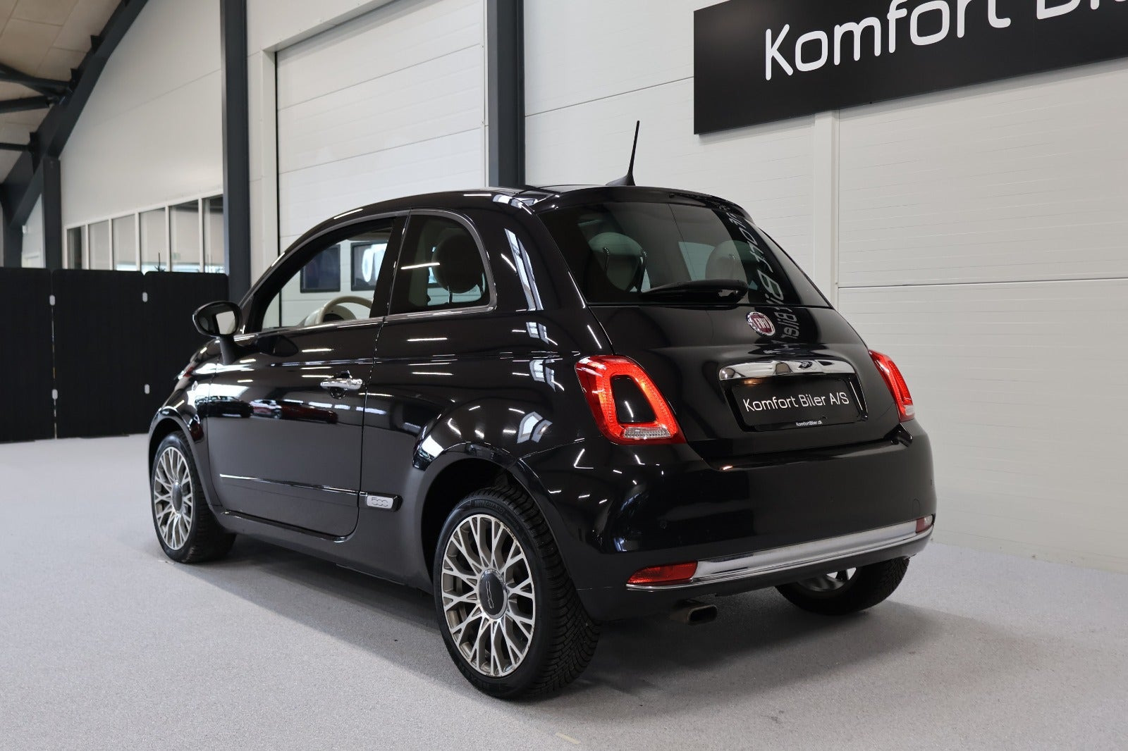 Sort Fiat 500 fra 2018