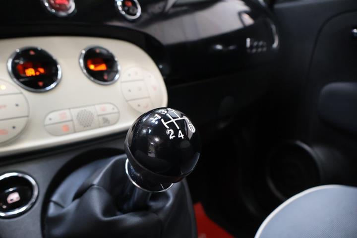 Sort Fiat 500 fra 2018