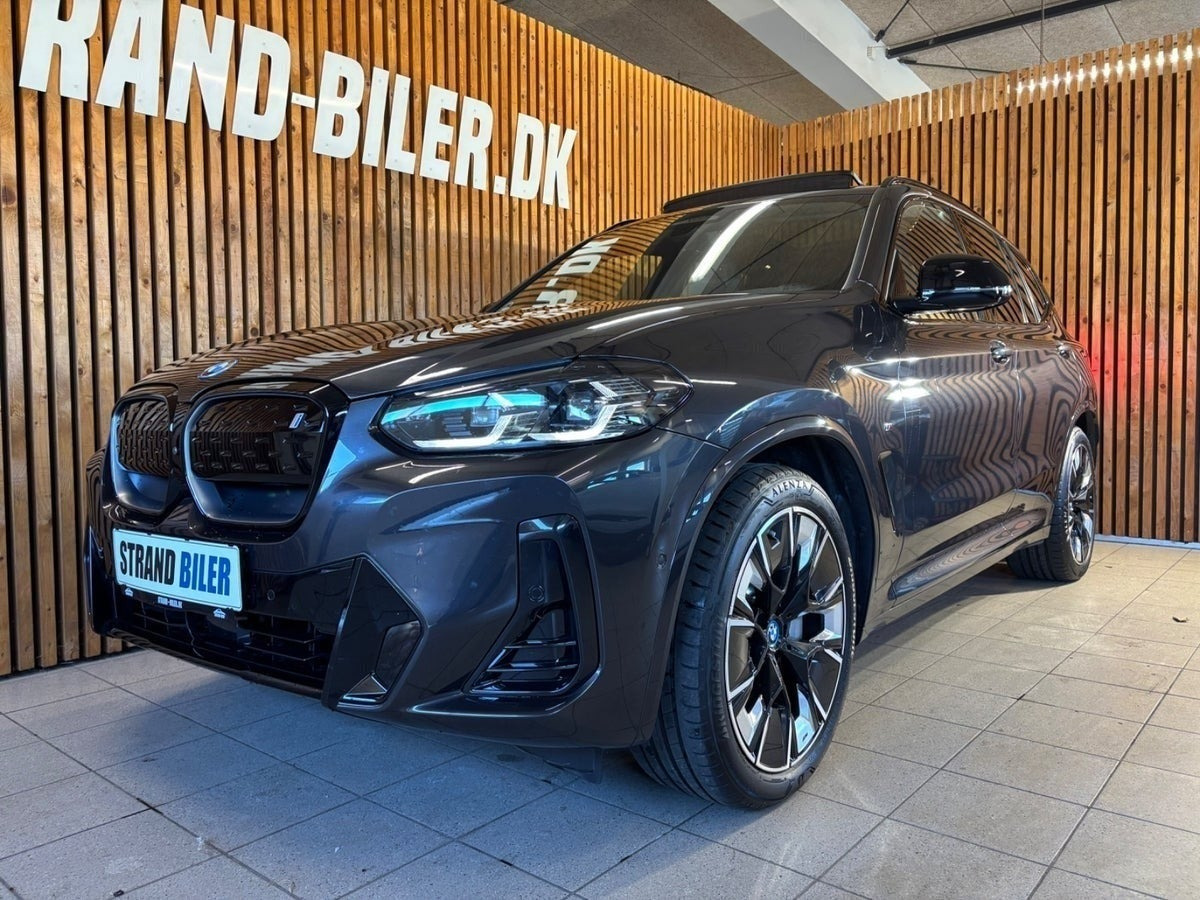 BMW iX3 Charged Plus M-Sport