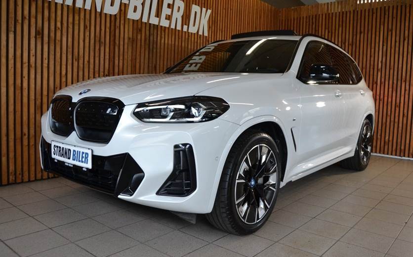 BMW iX3 Charged Plus M-Sport