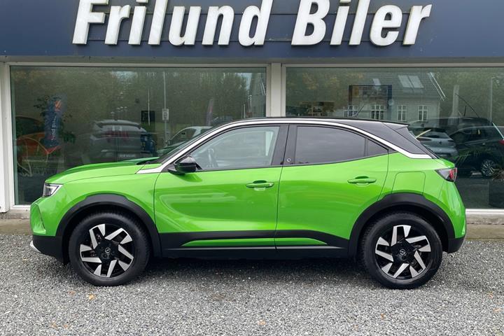 Grøn Opel Mokka-e fra 2021