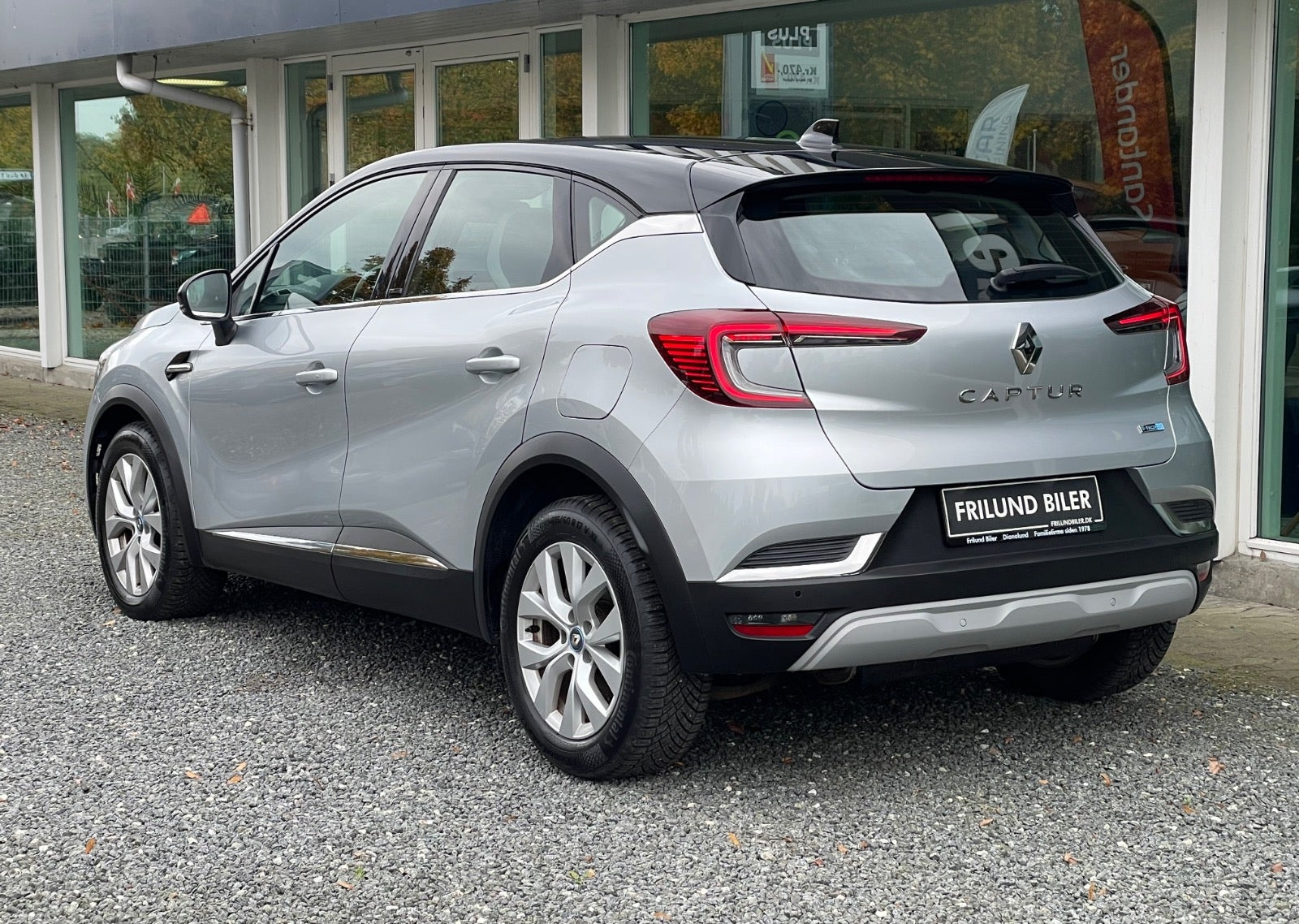 Sølv Renault Captur fra 2020