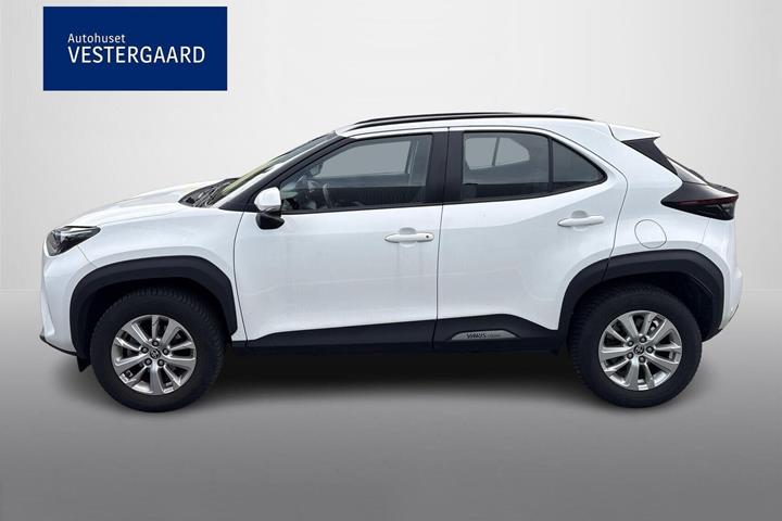 Hvid Toyota Yaris Cross fra 2023