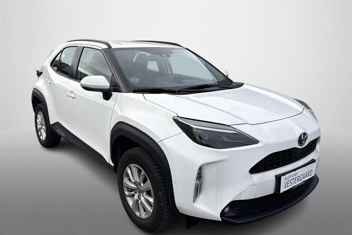 Hvid Toyota Yaris Cross fra 2023