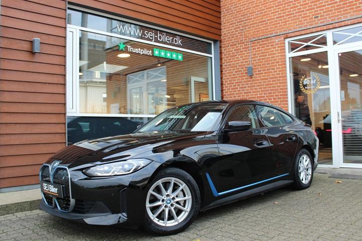 Sort BMW i4 fra 2022