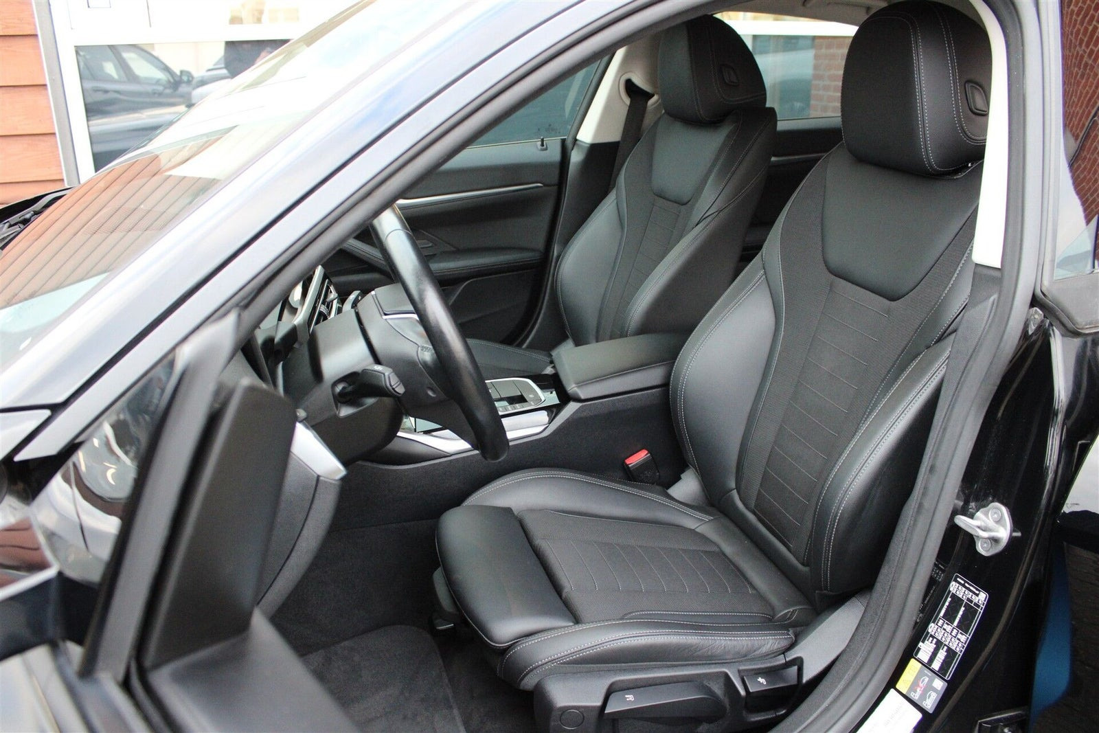 Sort BMW i4 fra 2022