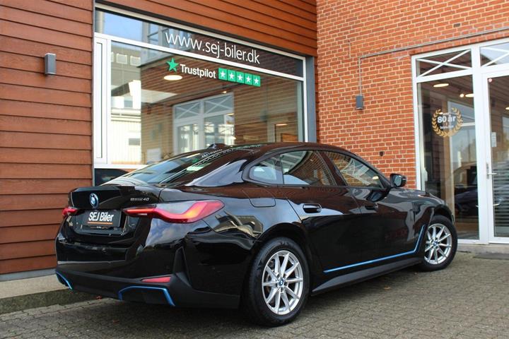 Sort BMW i4 fra 2022