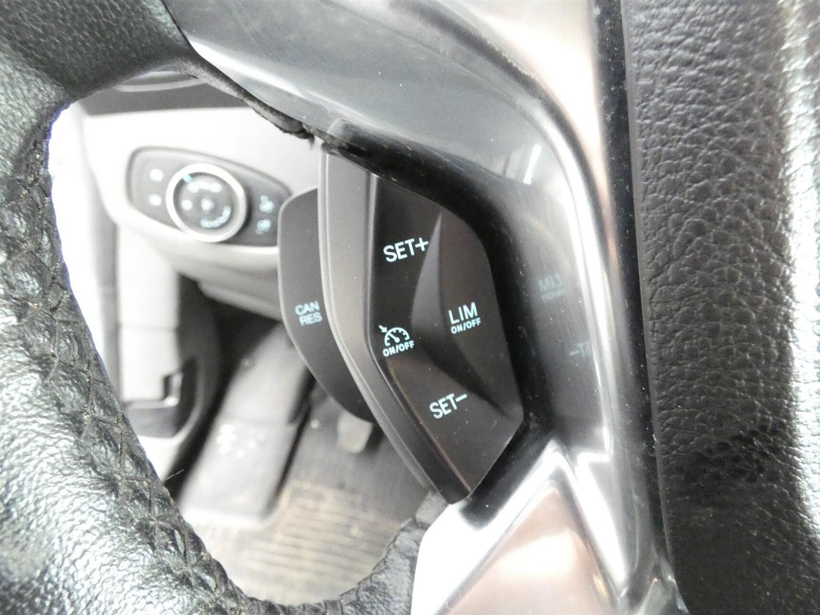 Hvid Ford Transit Connect fra 2020