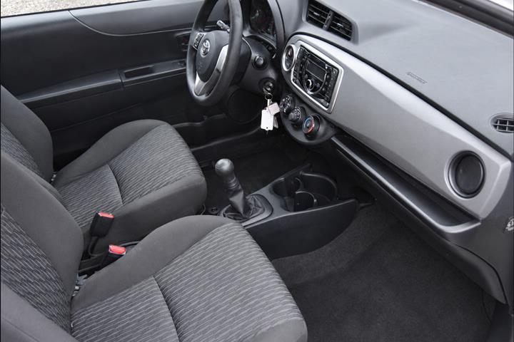 Hvid Toyota Yaris fra 2011
