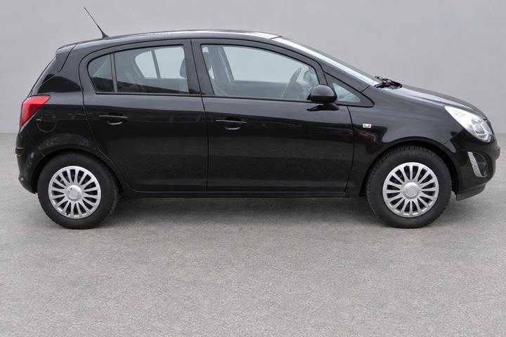 Sort Opel Corsa fra 2012