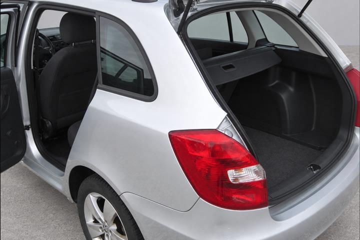 Sølv Skoda Fabia fra 2014