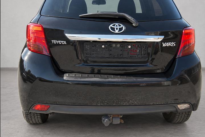 Sort Toyota Yaris fra 2015