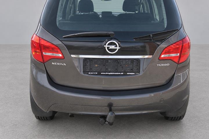 Grå Opel Meriva fra 2014
