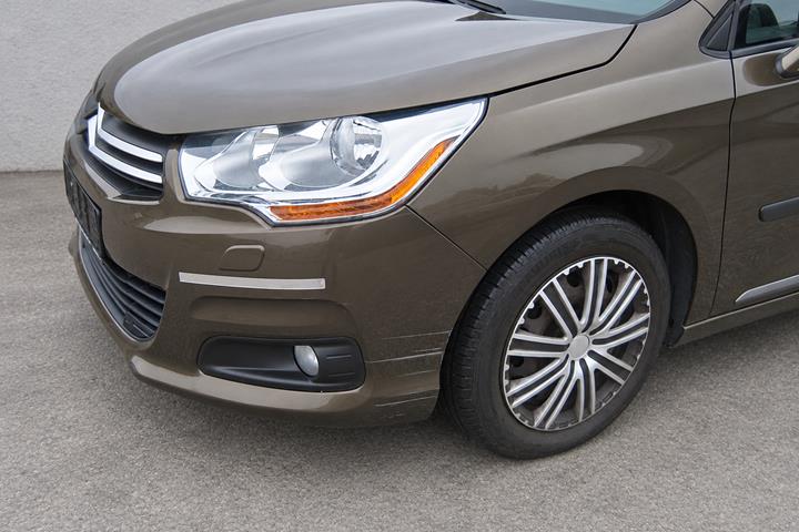 Brun Citroën C4 fra 2013