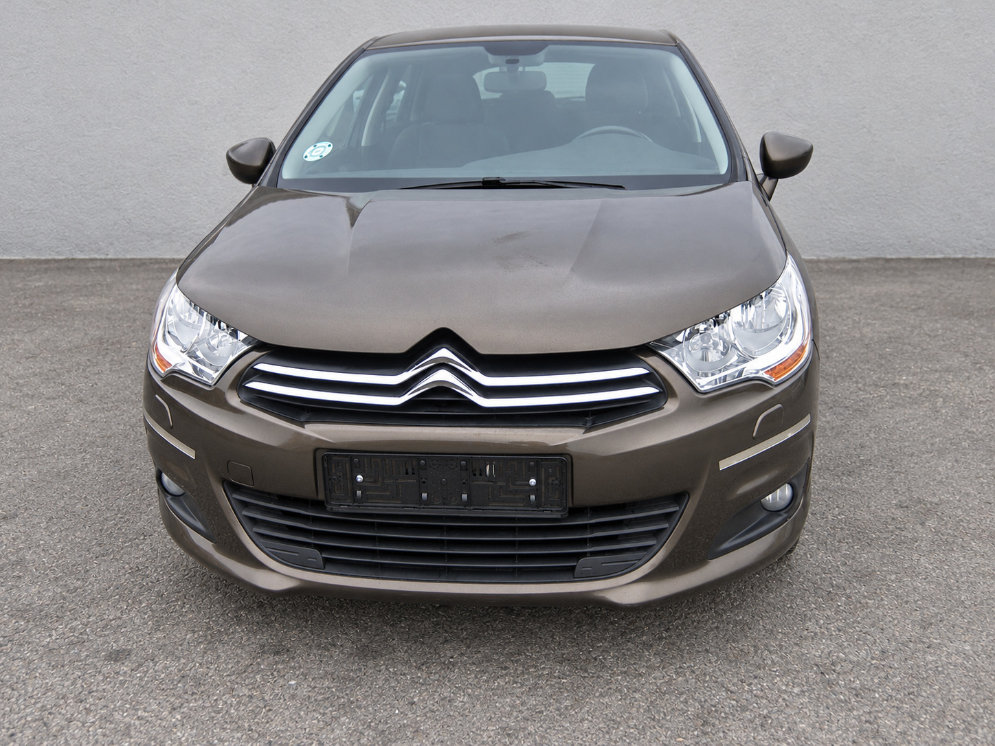 Brun Citroën C4 fra 2013