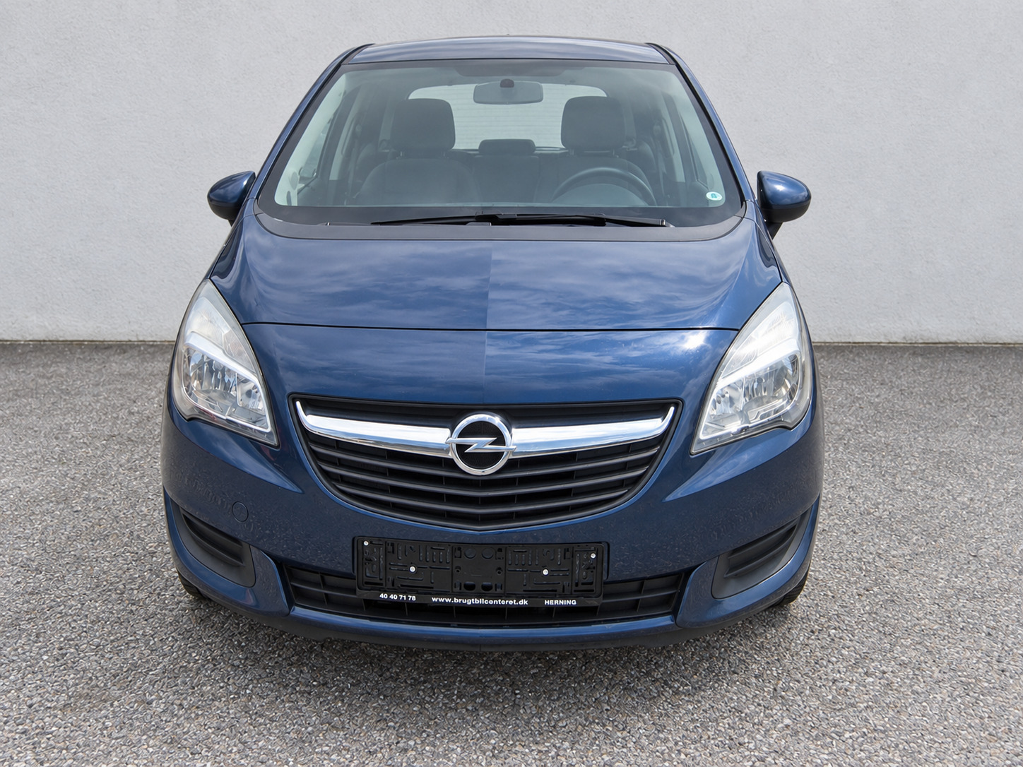 Blå Opel Meriva fra 2014
