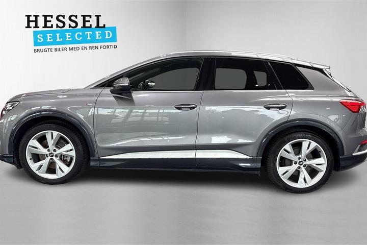 Grå Audi Q4 e-tron fra 2021