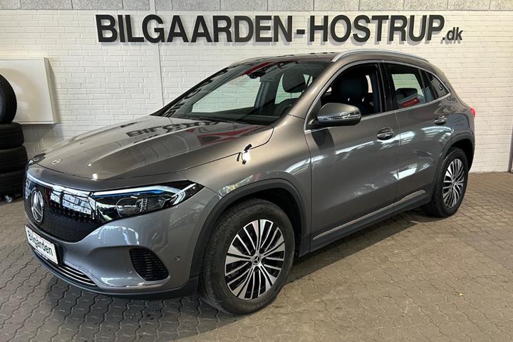 Grå Mercedes EQA300 fra 2024