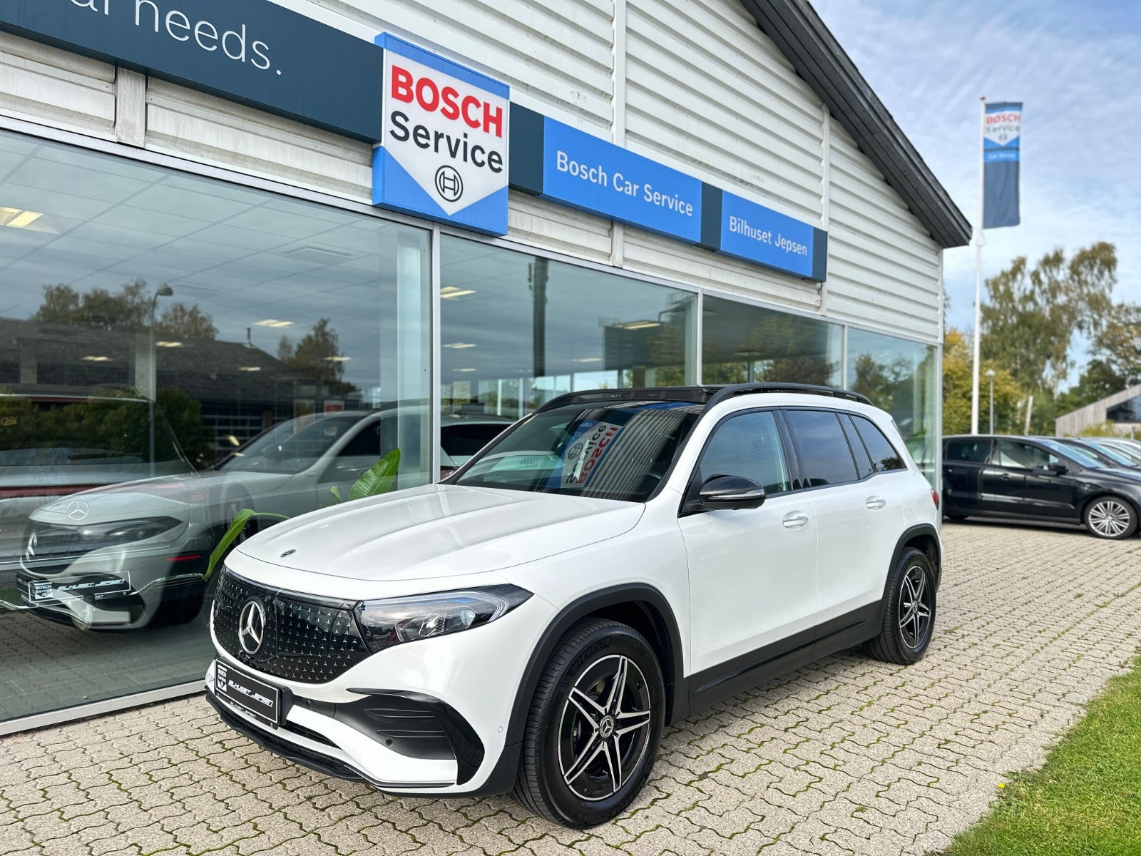 Mercedes EQB250+ AMG Premium