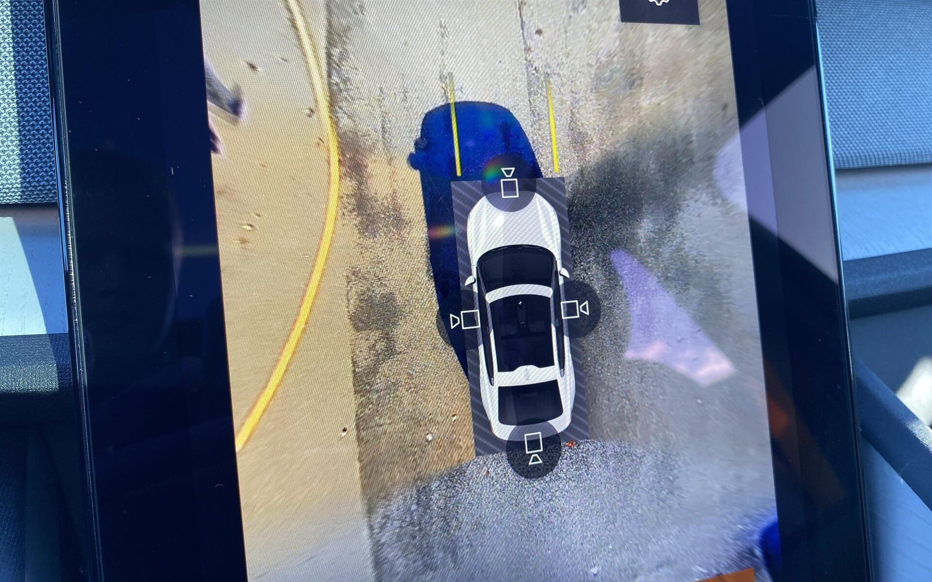 Hvid Polestar 2 fra 2023