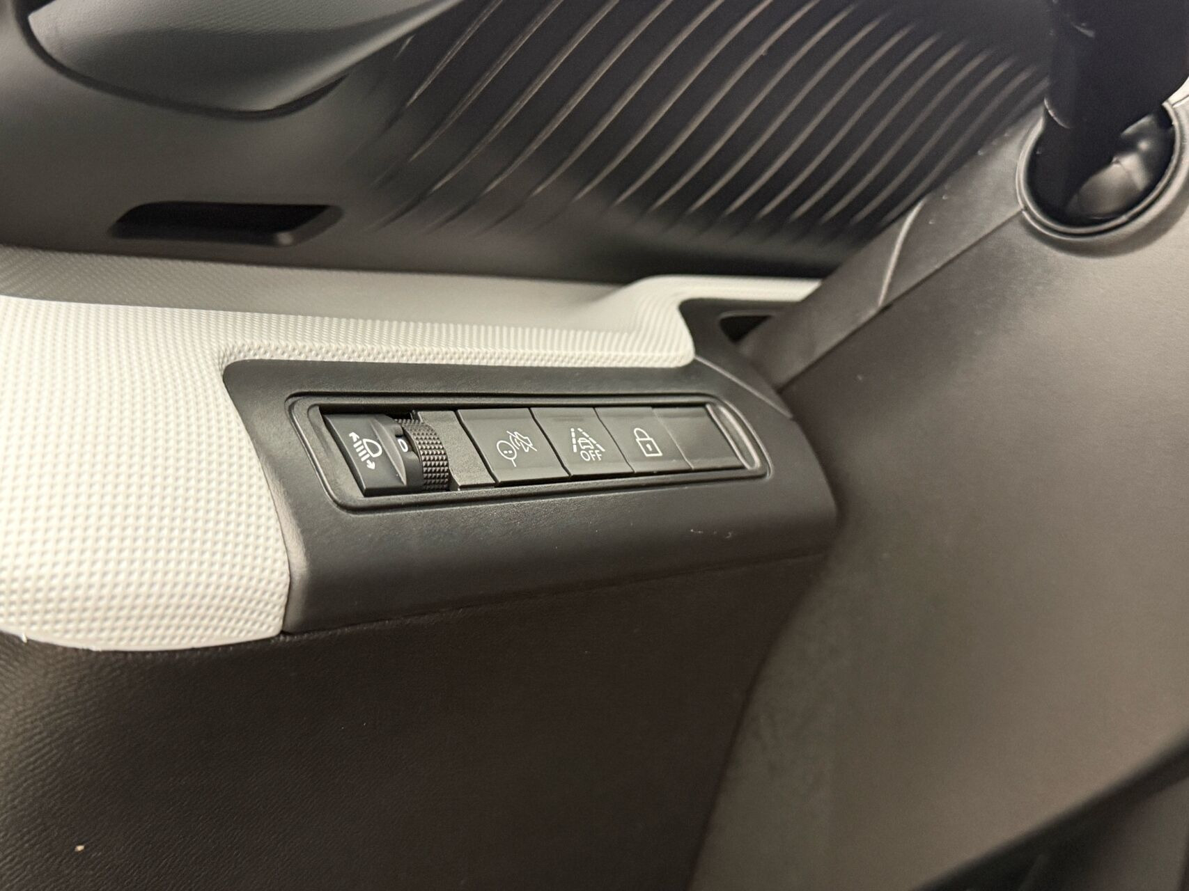 Sort Citroën e-C3 Aircross fra 2025