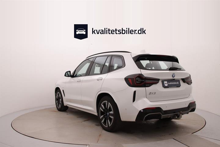 Hvid BMW iX3 fra 2022