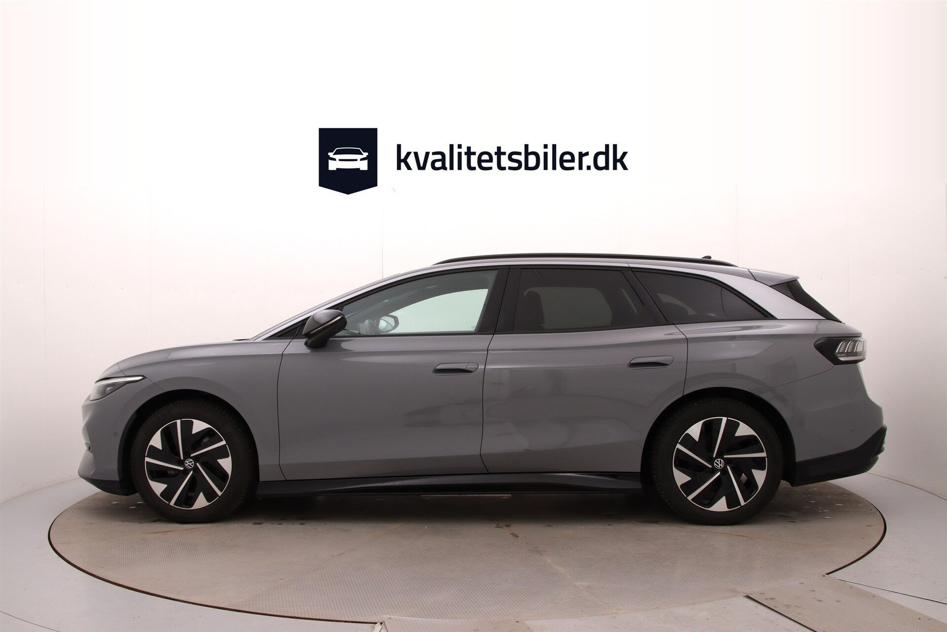 Grå VW ID.7 fra 2025