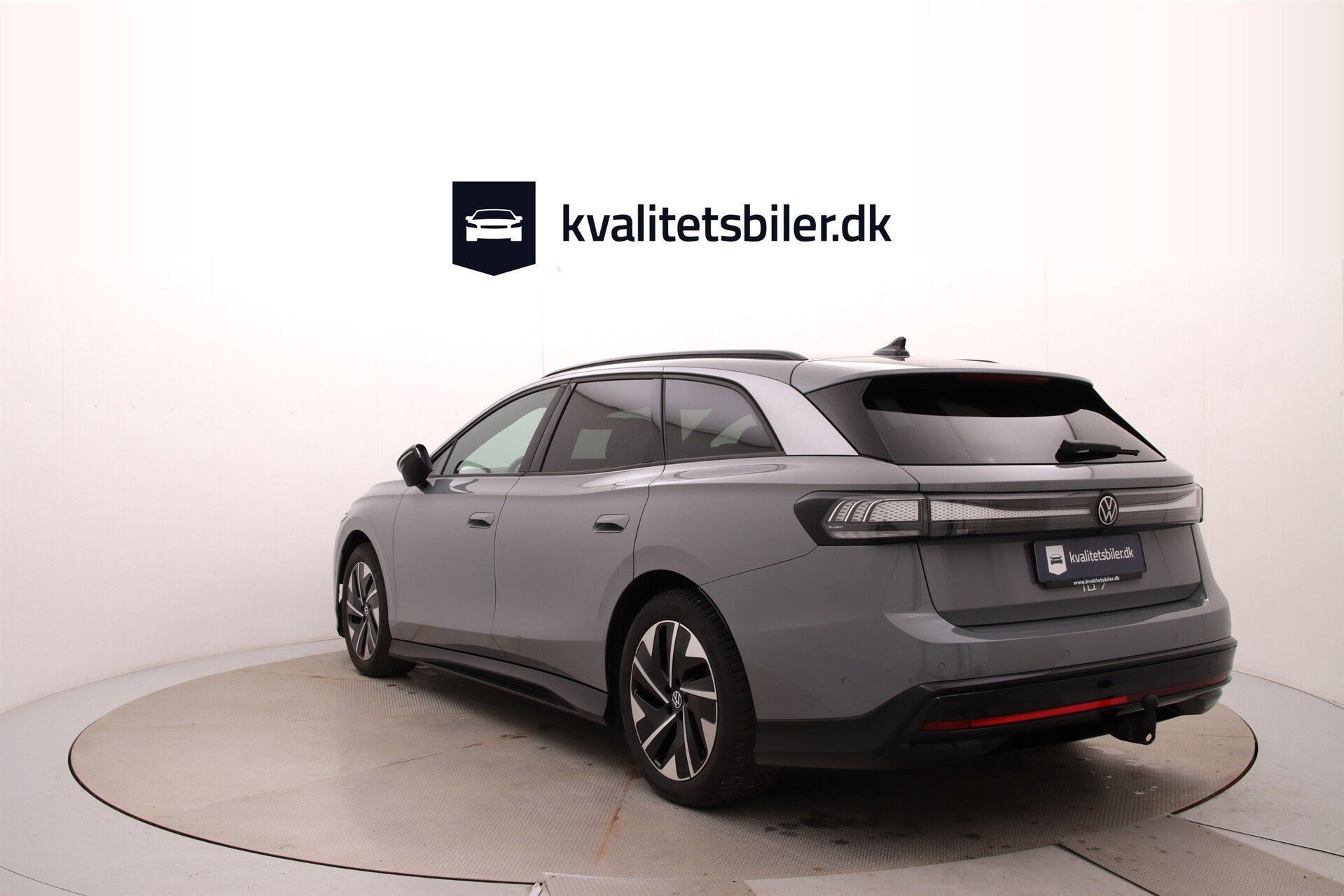 Grå VW ID.7 fra 2025