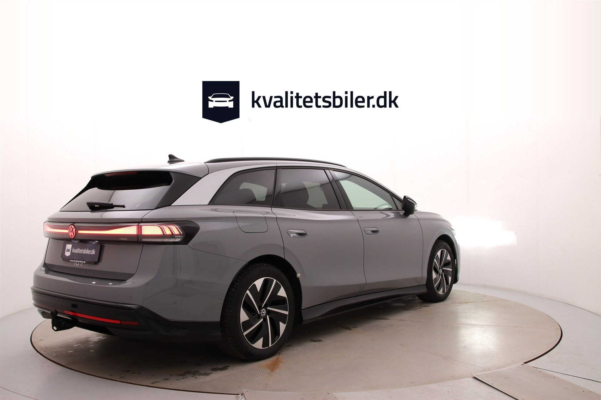 Grå VW ID.7 fra 2025