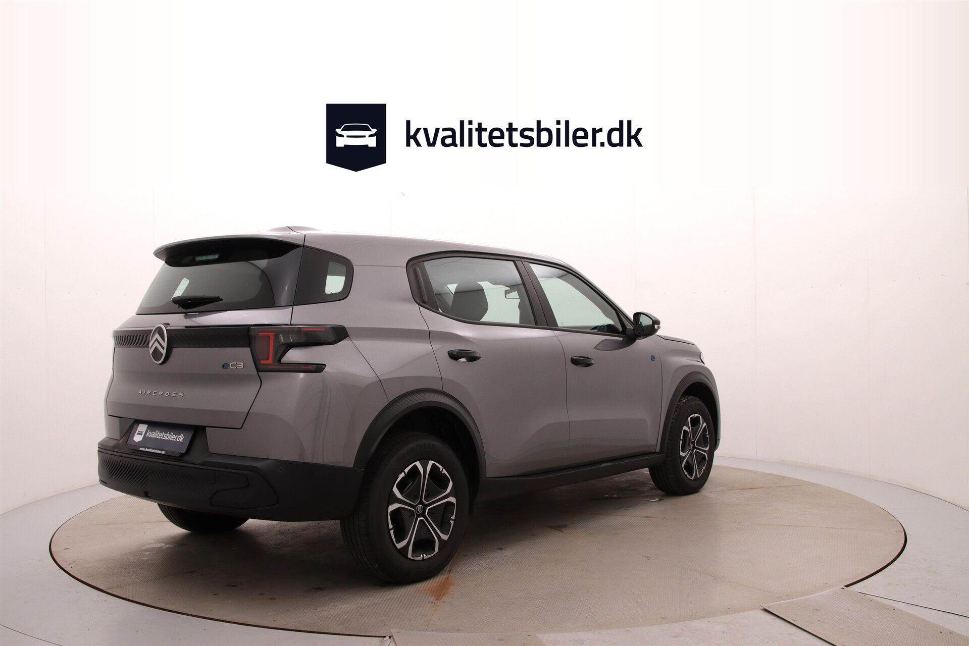 Grå Citroën e-C3 Aircross fra 2025