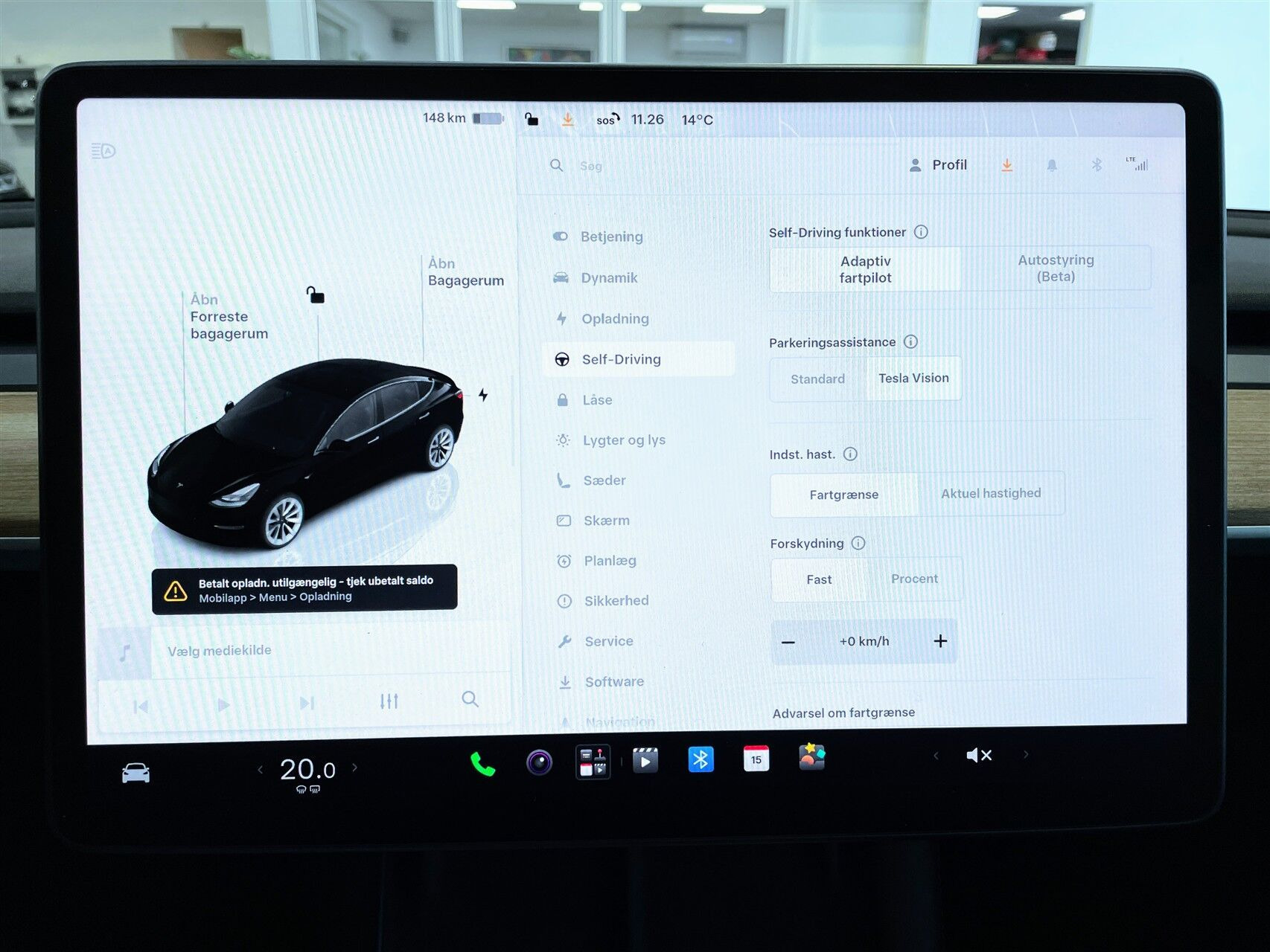 Sort Tesla Model 3 fra 2022