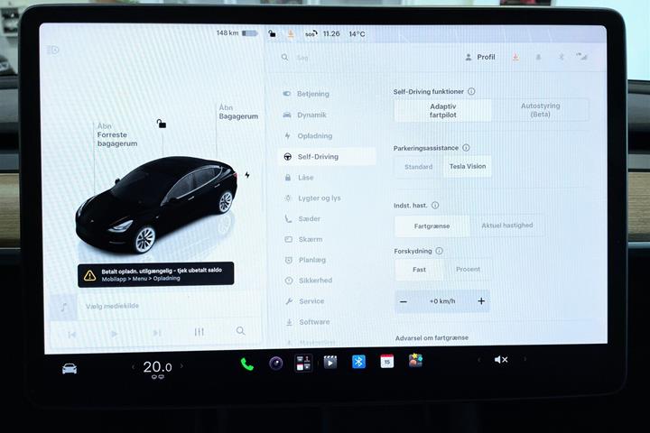 Sort Tesla Model 3 fra 2022