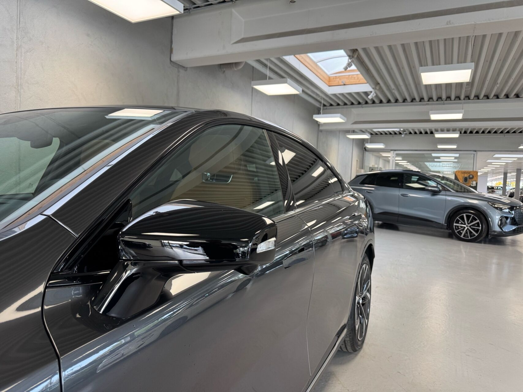 Grå Mazda 6e fra 2026