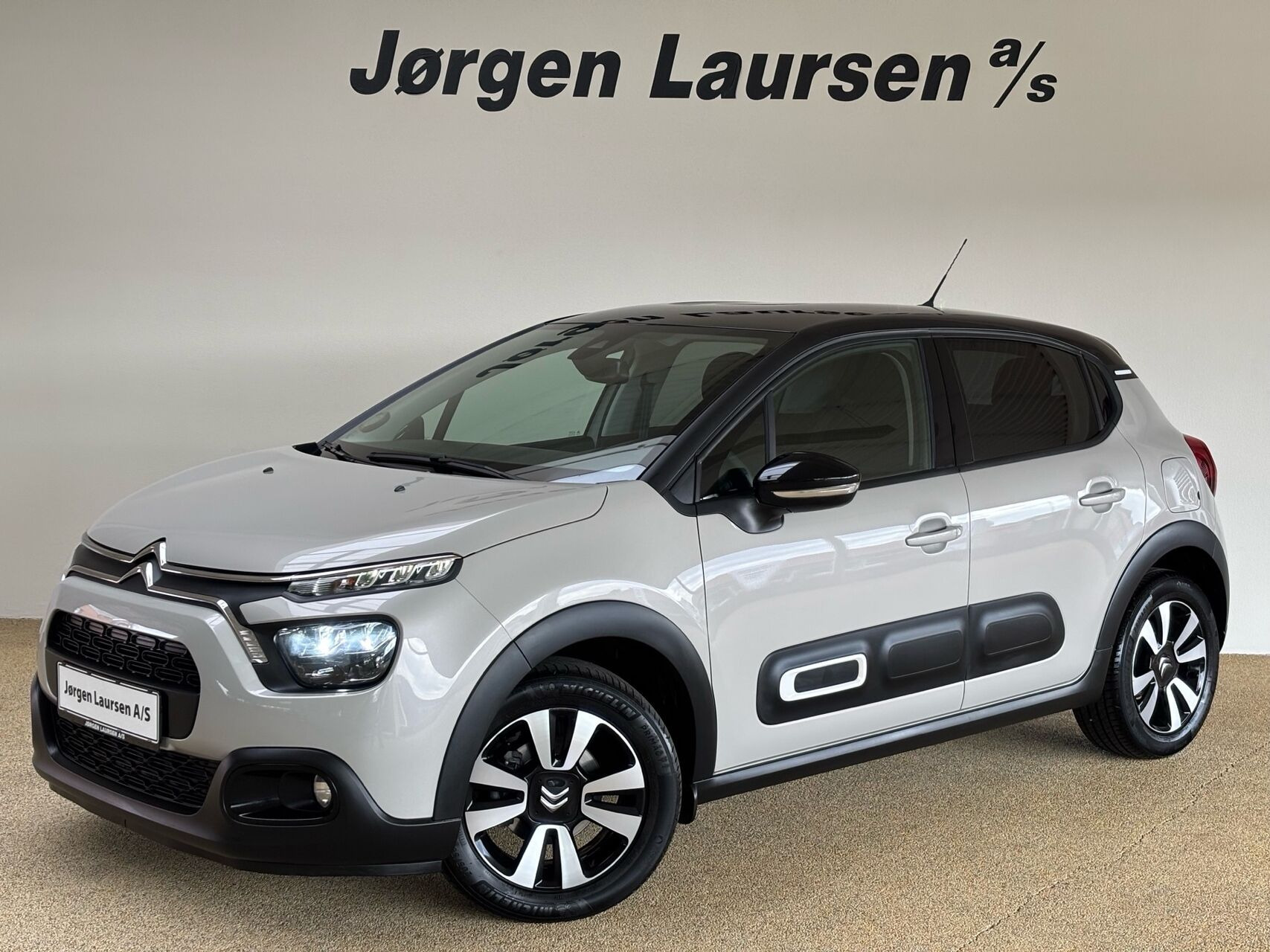 Citroën C3 1,2 PureTech Shine 83HK 5d