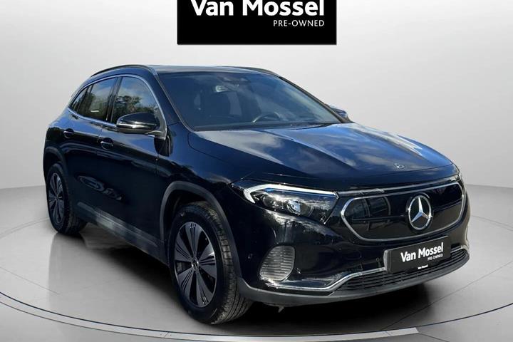 Sort Mercedes EQA250 fra 2023
