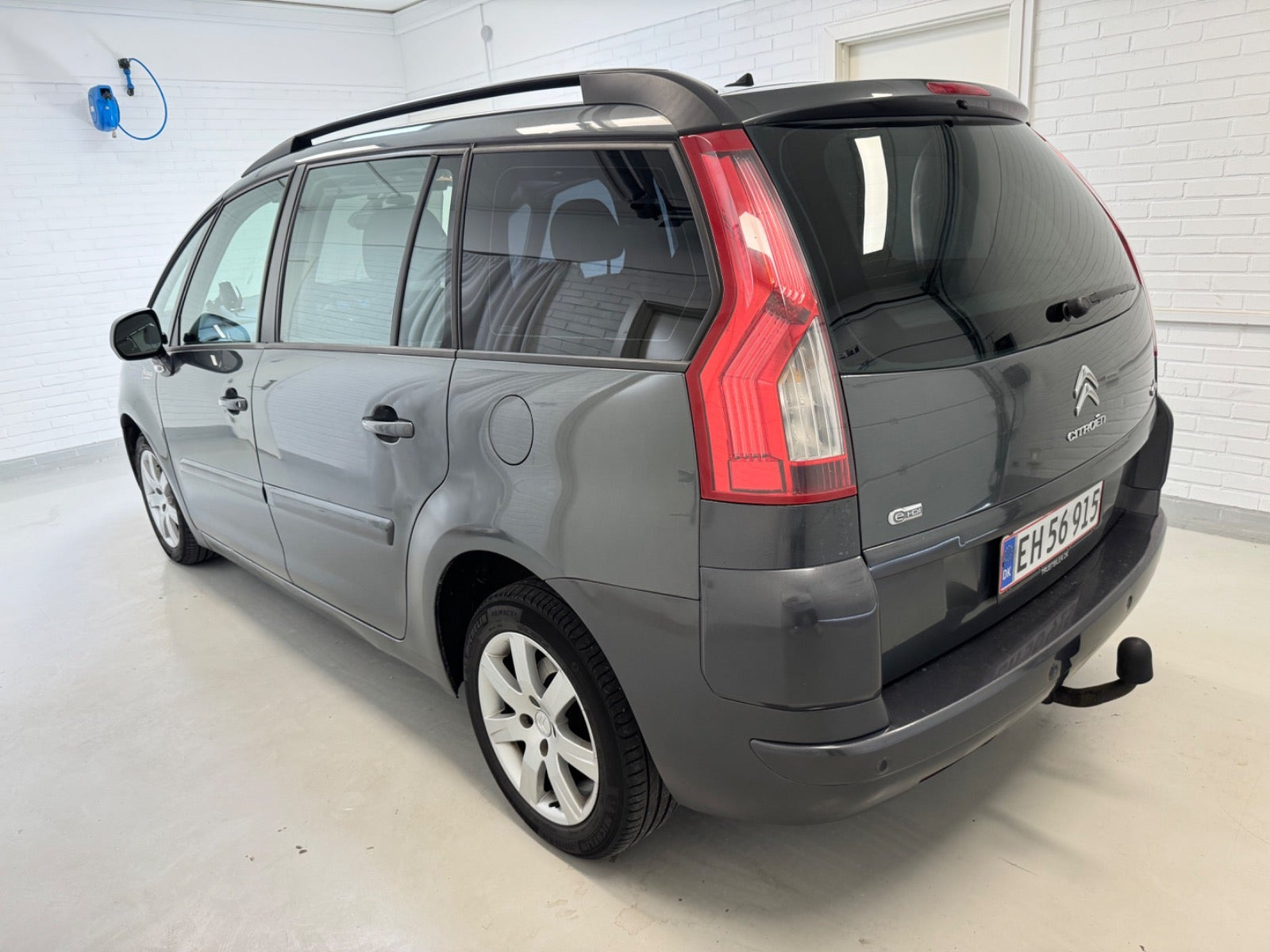 Grå Citroën Grand C4 Picasso fra 2013