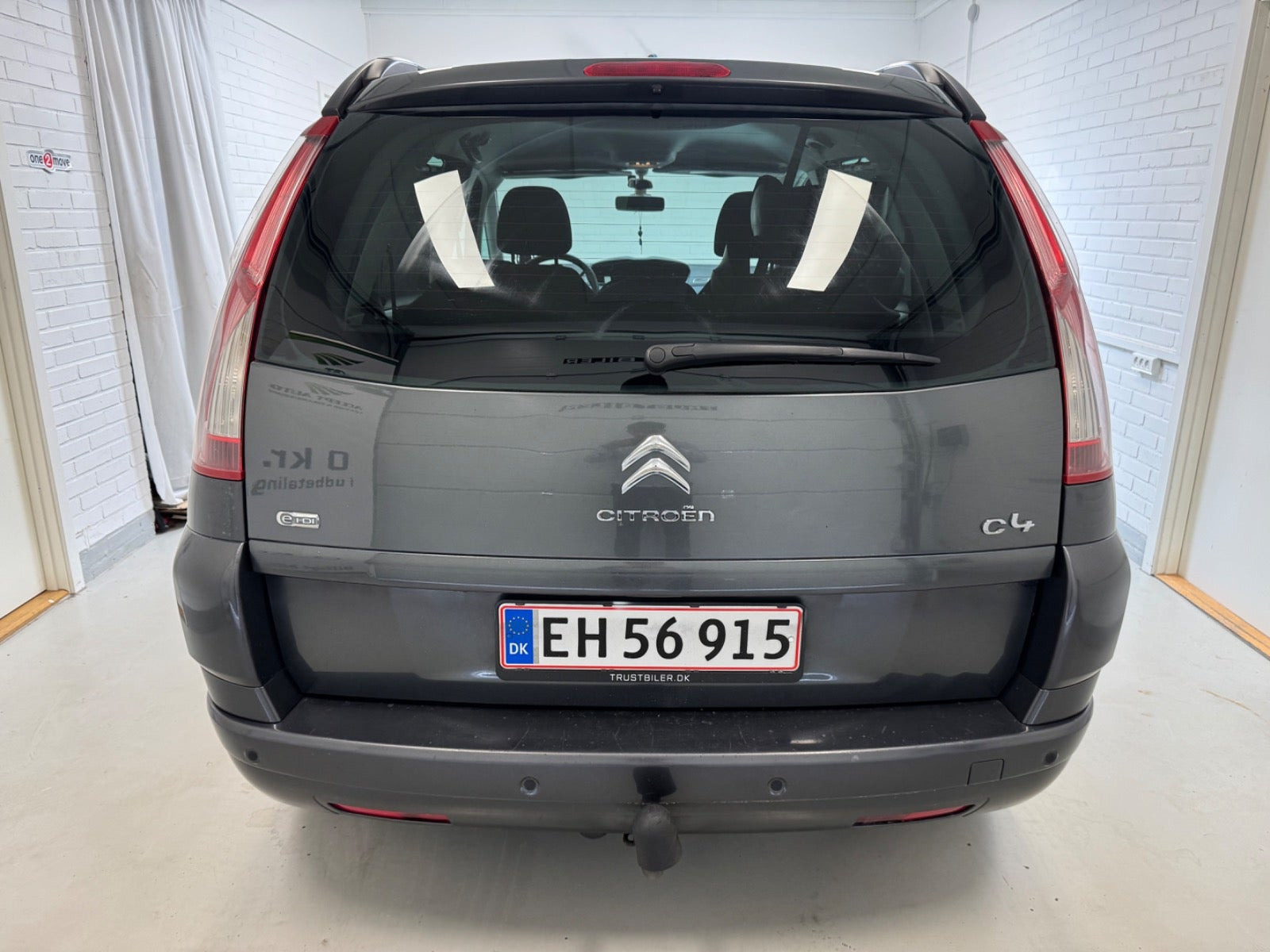 Grå Citroën Grand C4 Picasso fra 2013